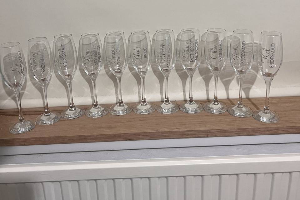Personalsied champagne flutes