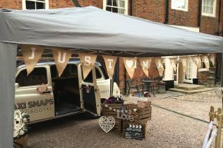 Taxisnaps - Vintage Taxi Photobooths