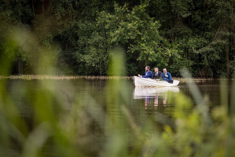 Rowing over to the ceremony!