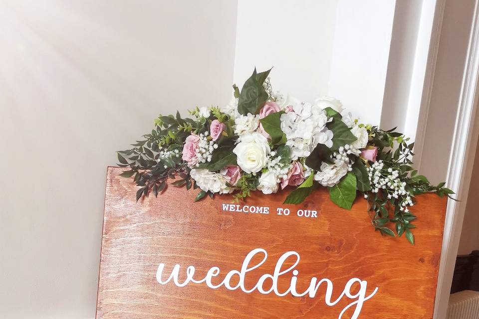 Printed wedding welcome sign