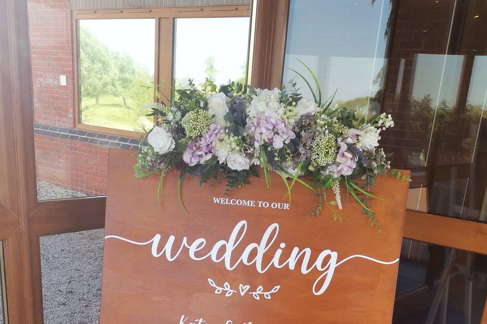 Rustic Welcome signs