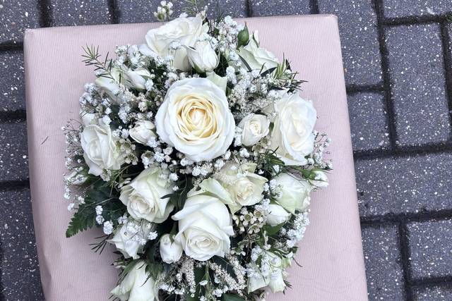 White shower bouquet