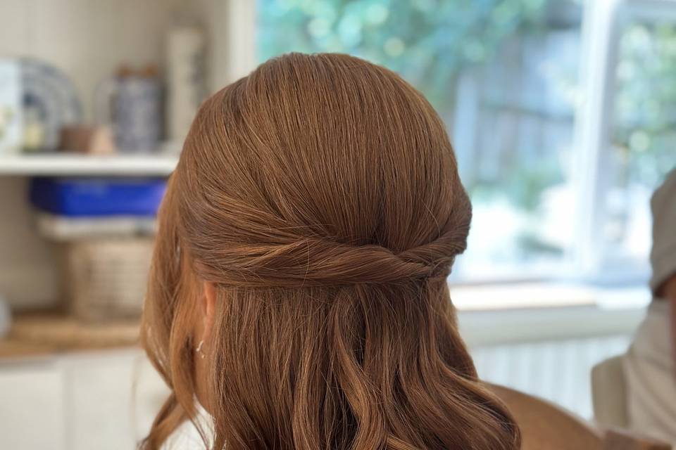 Bridesmaid hair