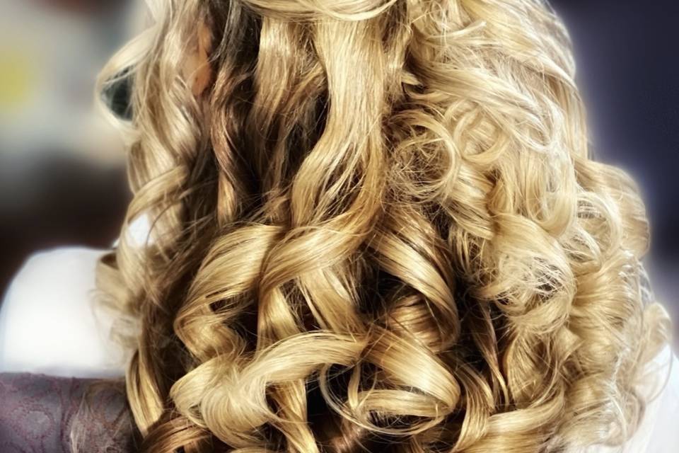 Max It Up Bridal Hair & Extensions