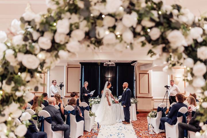 Cedar Suite Ceremony