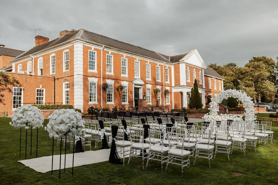 Outside weddings on the lawns