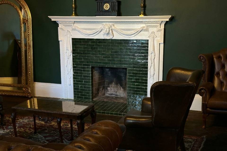 Green Room - Fireplace