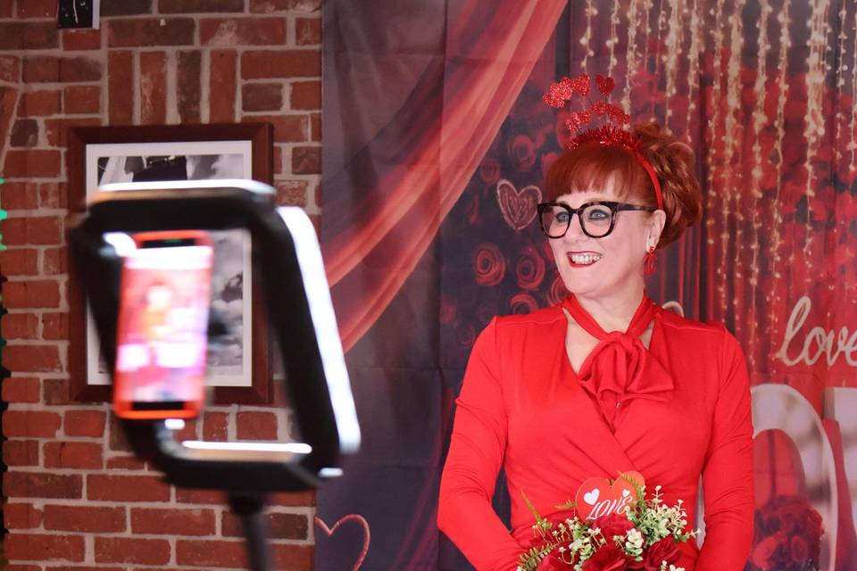 Guests on a 360 booth