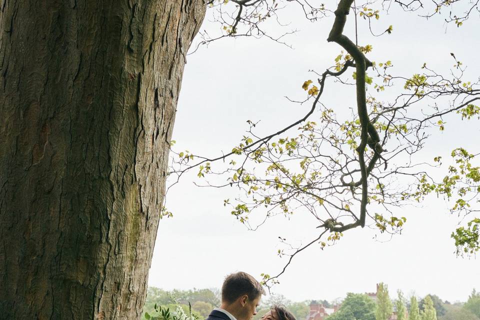 Newlyweds at Hampstead Heath