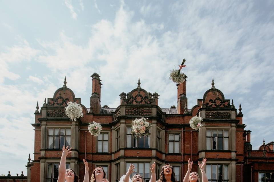 Bouquet throw