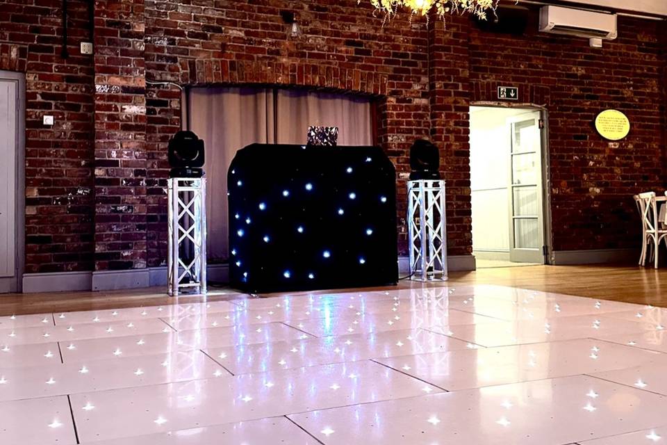 DJ setup Larkspur lode