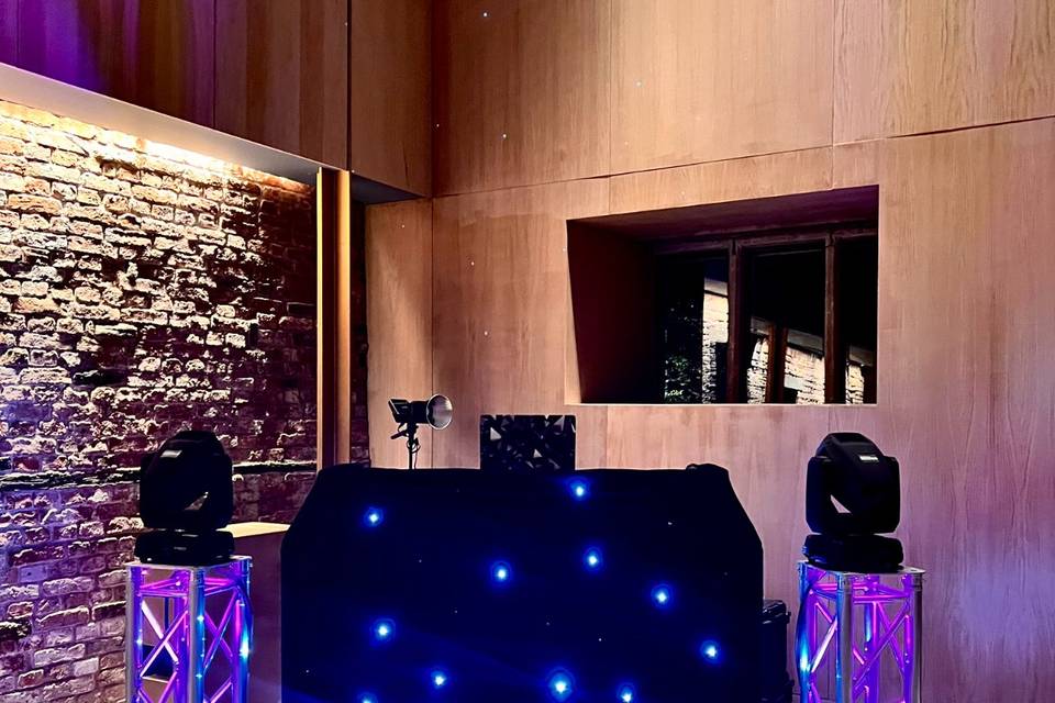 DJ Setup Dorfold Hall