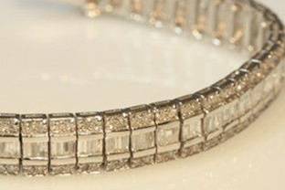 White gold, diamond bracelet
