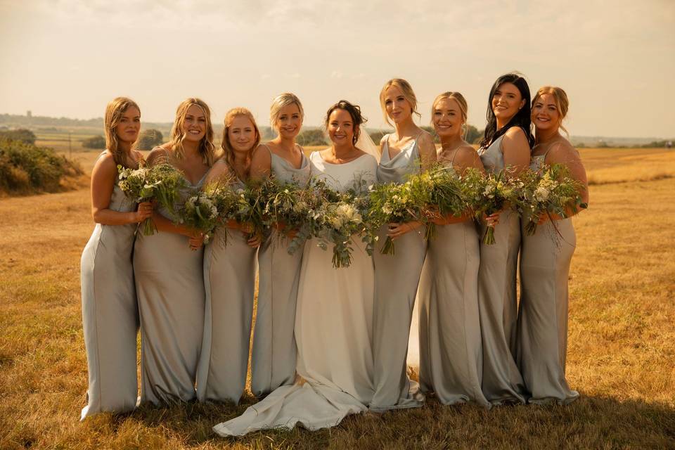 The stunning wedding party