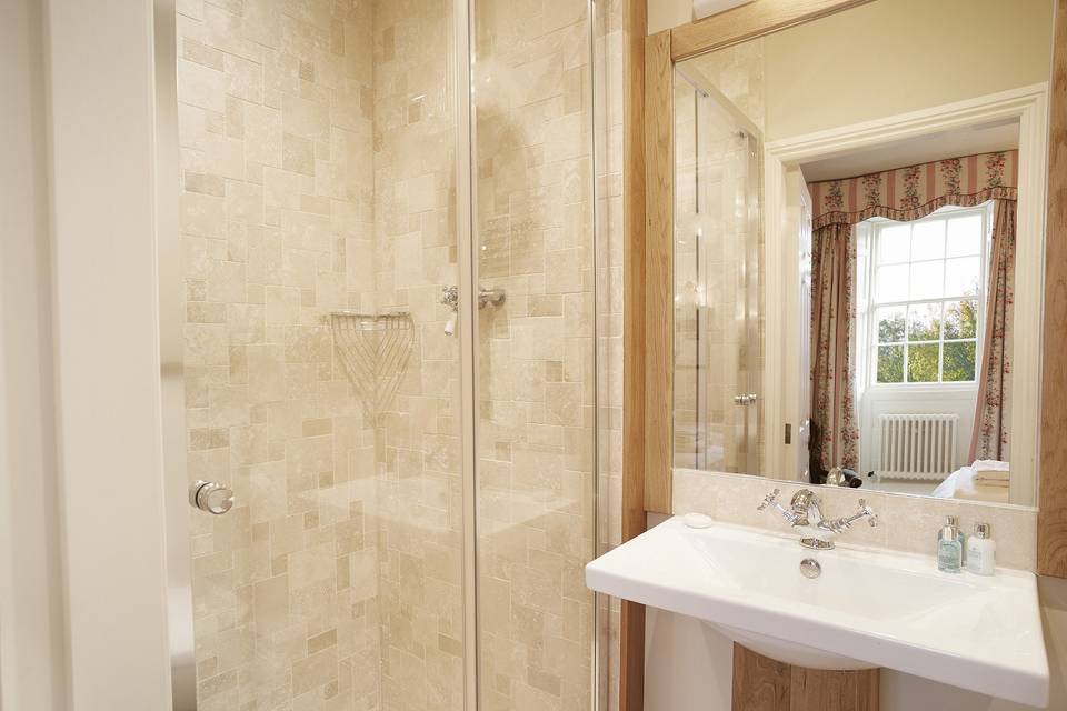 Ensuite shower room