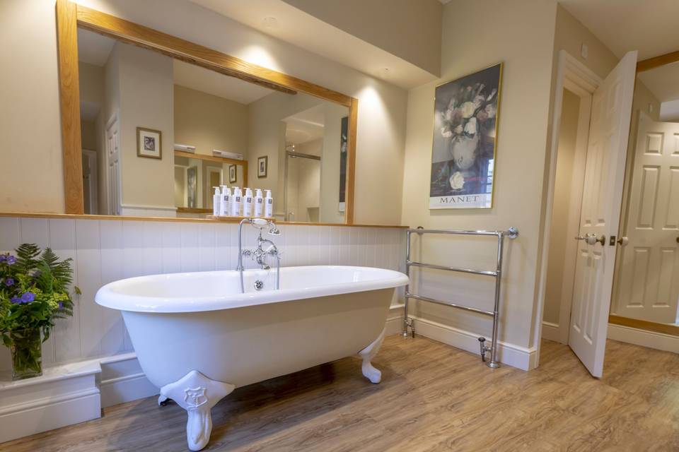 Ensuite bathroom