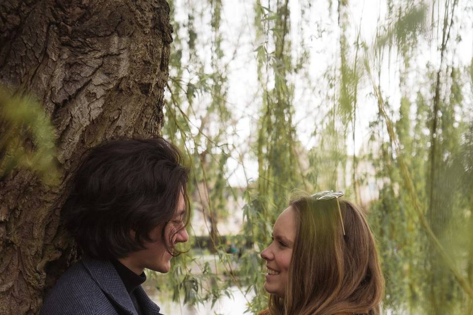 Couples Photoshoot in trees