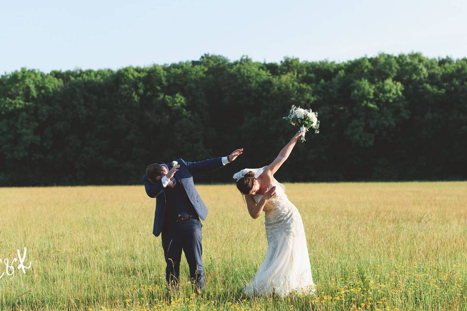 Wedding couple pose