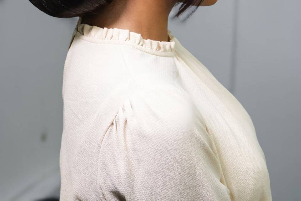 A simple low hairstyle