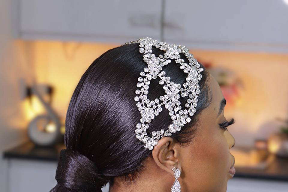 Hairstyle A classic wedding lo