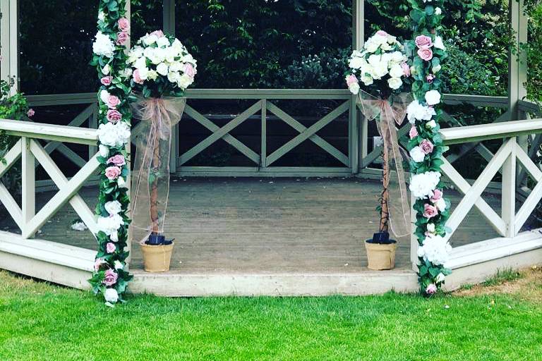 Easel and flower hire