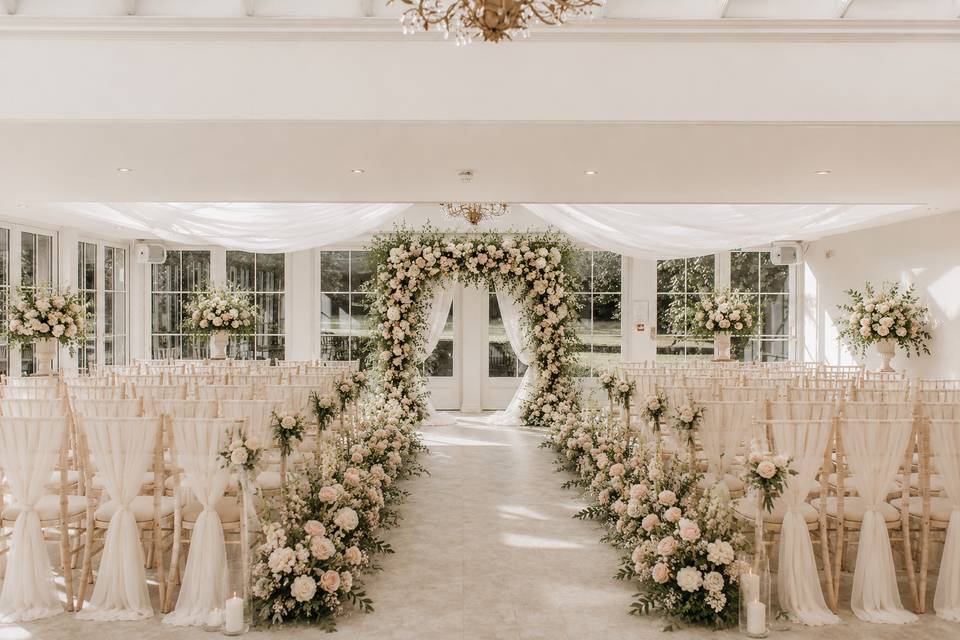 Garden room ceremony