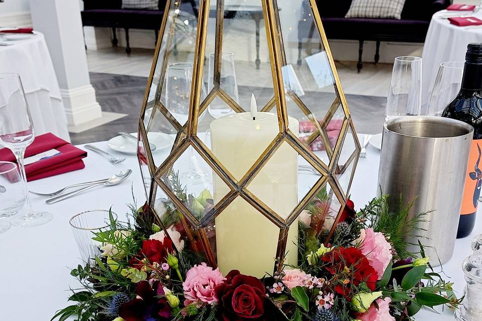 Large lantern centrepiece