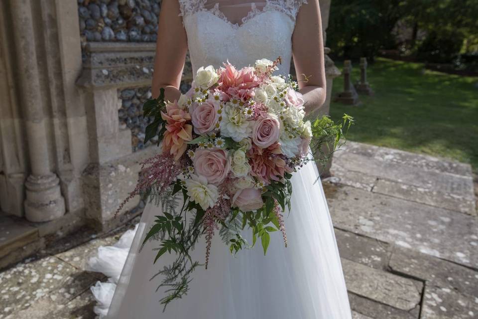 Cascade bouquet