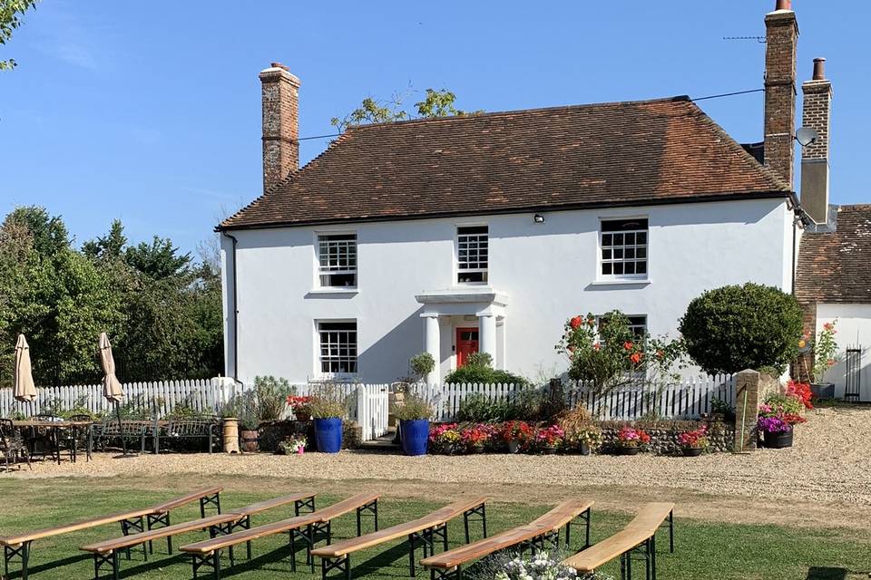 Ceremony lawn