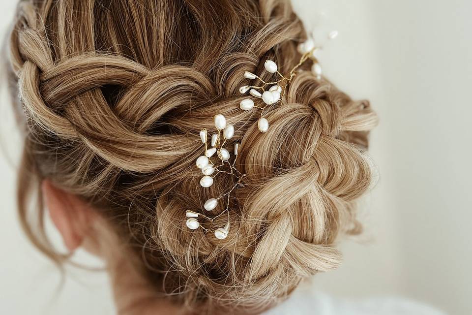 Romantic plaited bun