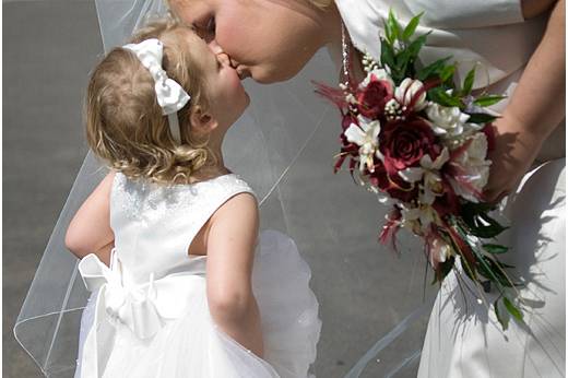 A kiss for the bride