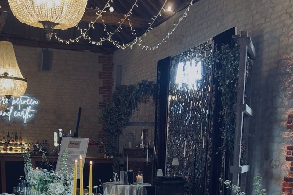 Lemon and White bud vases