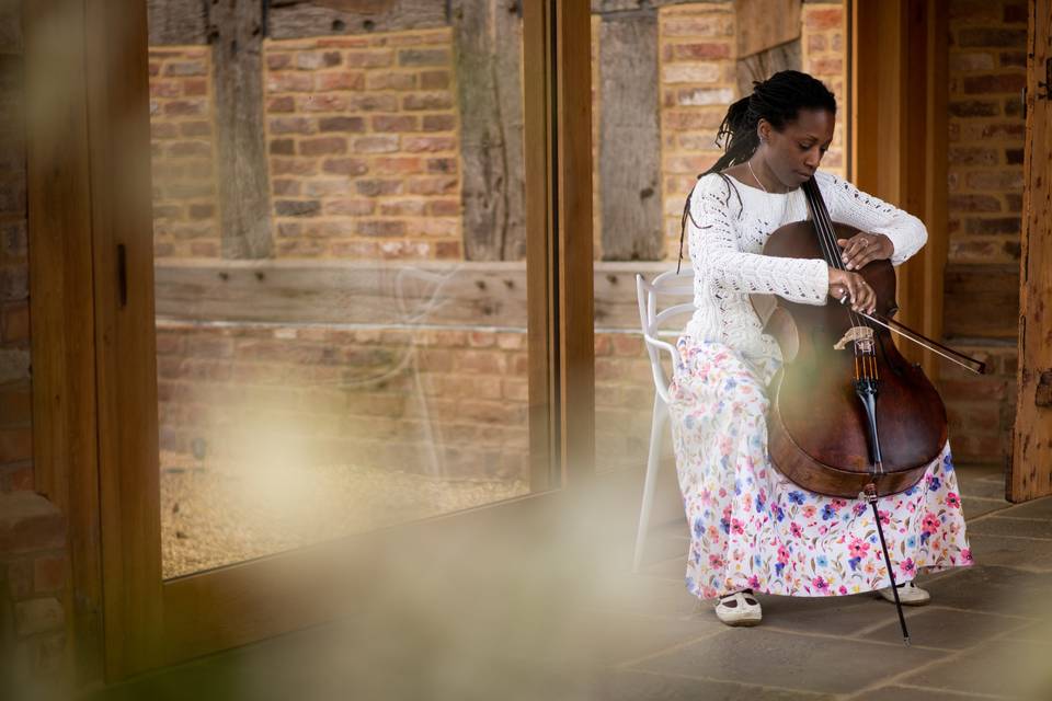 Luxury Wedding Cellist Malvern