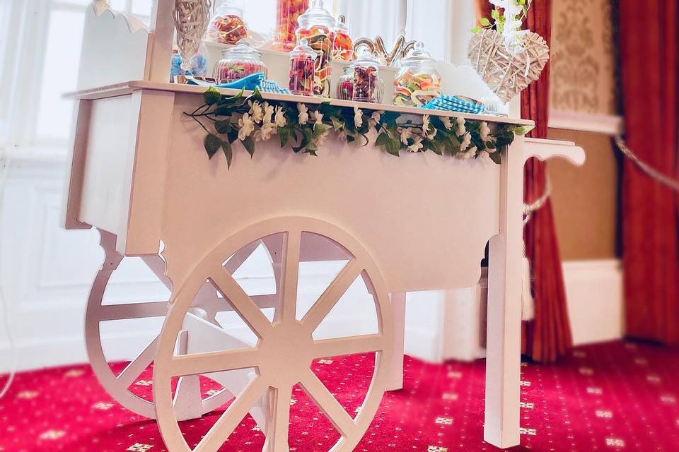 Cart with Flower Roof