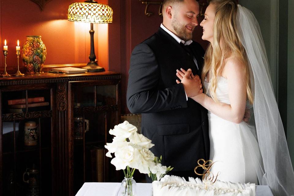 Cake cutting