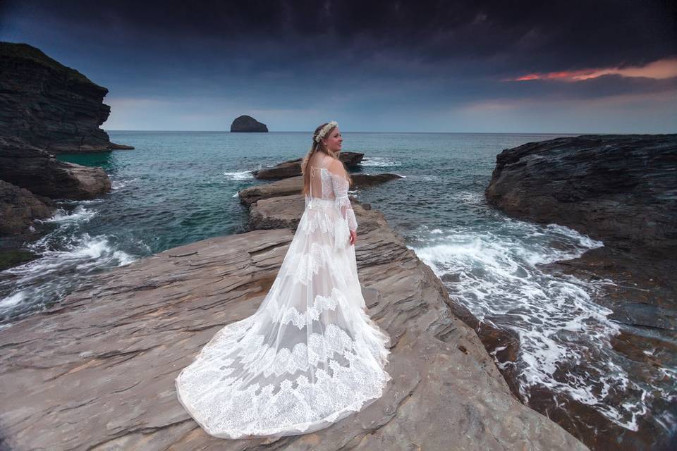 Bride on the Rocks