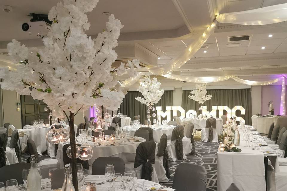 Wedding reception in the lovely Inspiration Suite