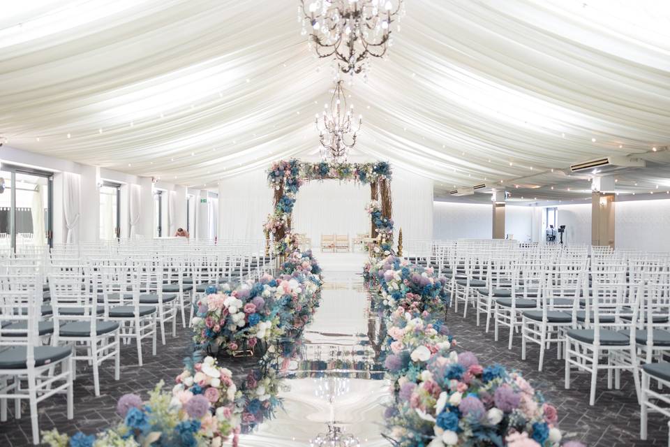 Mandap in the Ivory Suite