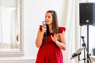 Vanessa Sergeant Vocals - Wedding & Events Singer