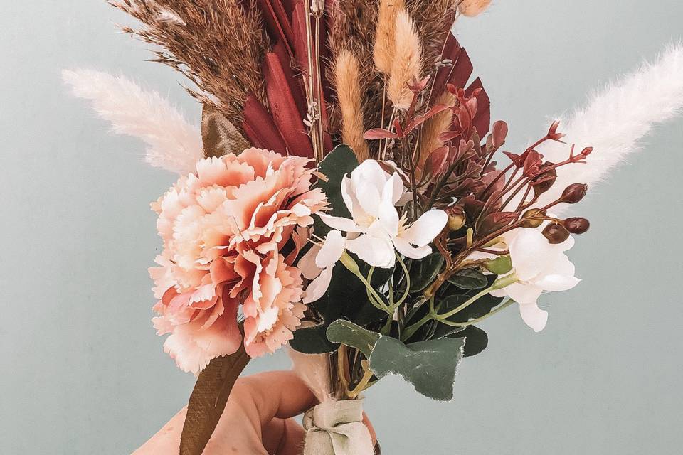 Floral bridal bouquet