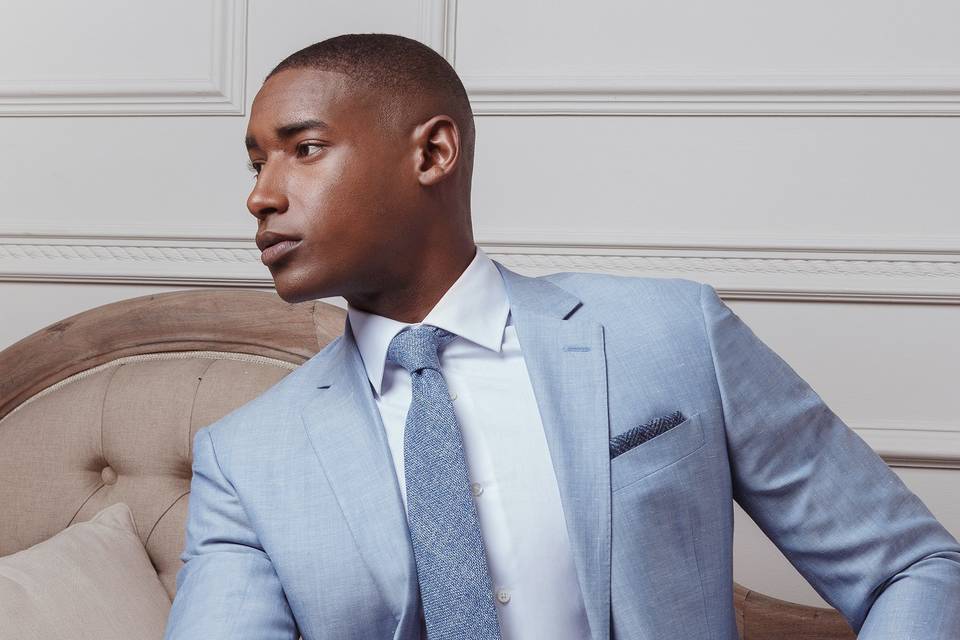 Made-to-measure grooms suit