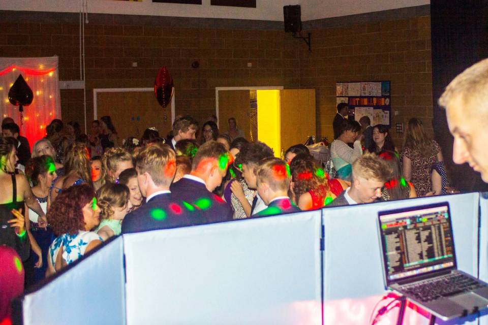 Mr Steeps - Professional DJ