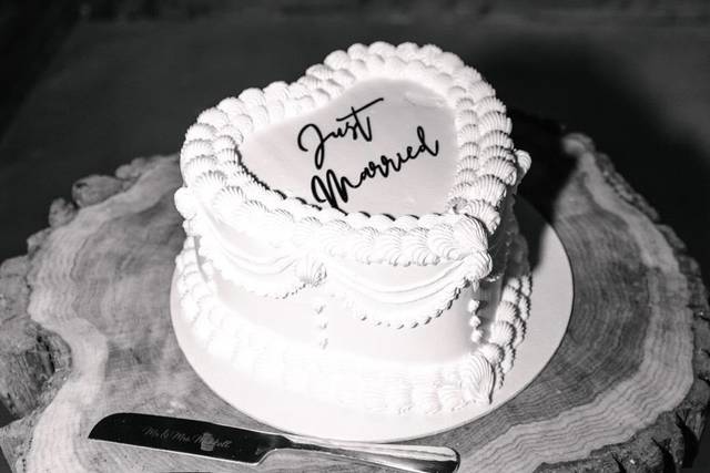 Bespoke Cakes & Bakes