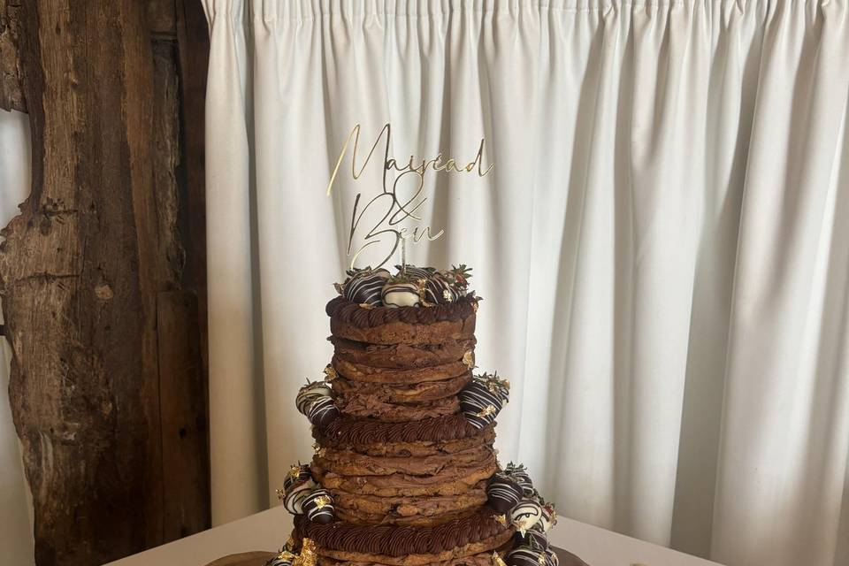 Cookie tower cake