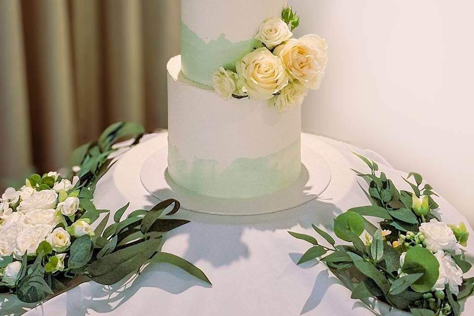 Spring floral design cake
