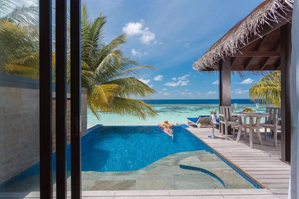 Beach pool villa