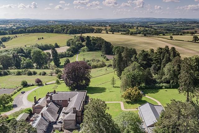 Bredenbury Court Barns Wedding Venue Hereford, Herefordshire | hitched ...