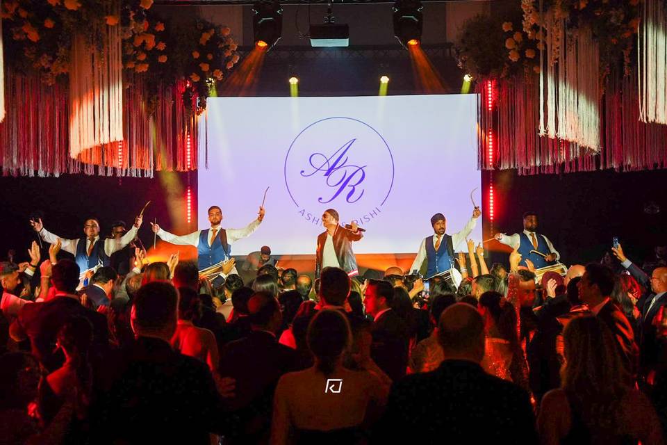 Elite Drummers - Dhol Players