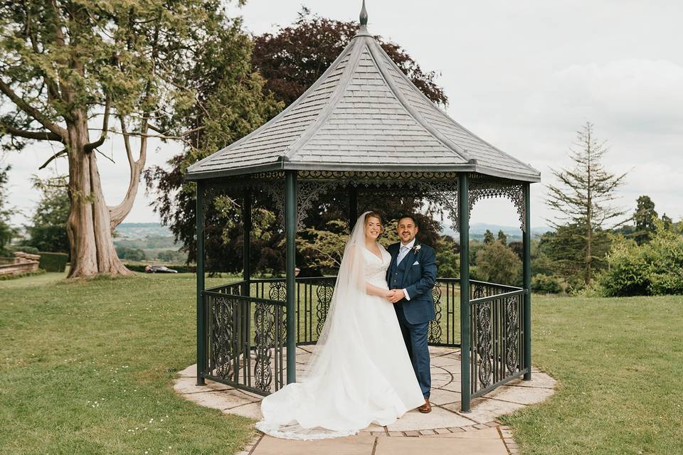 Ceremony pergola