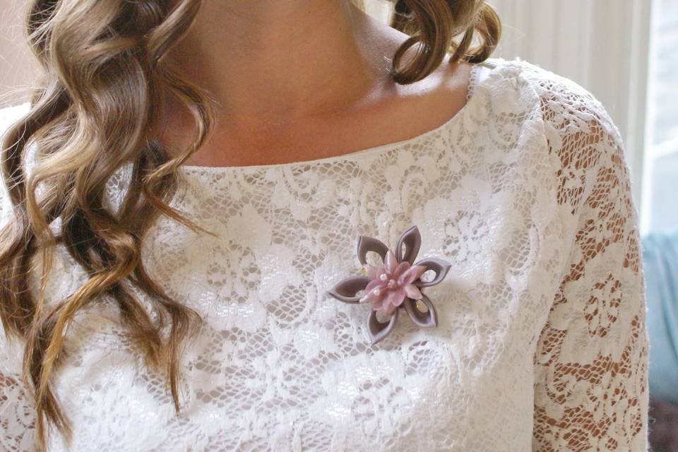 Small Taupe Kanzashi Hairclip